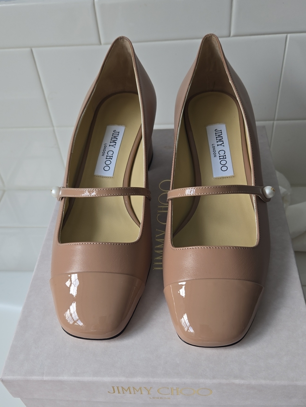 NWT Jimmy Choo Womens Nude Patent Mary Jane Pumps, s39.5